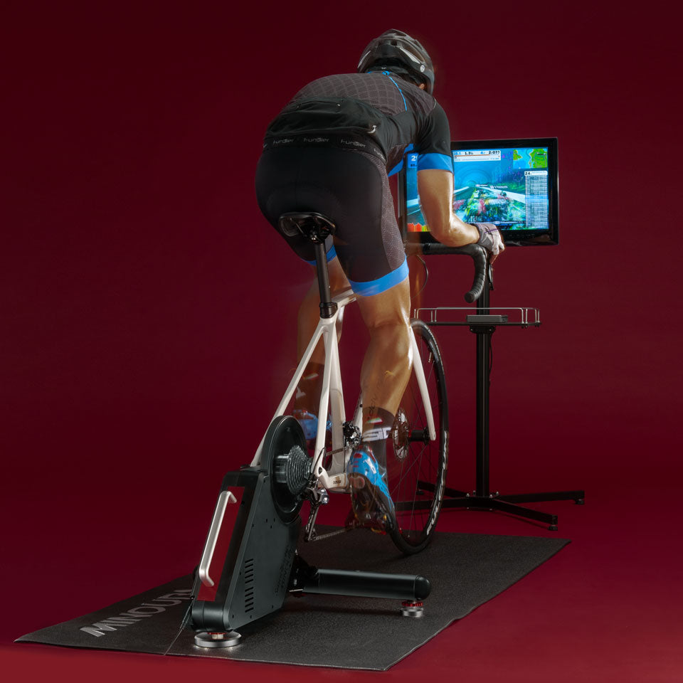 Minoura KAGURA LSD9200 Smart Direct Drive Trainer