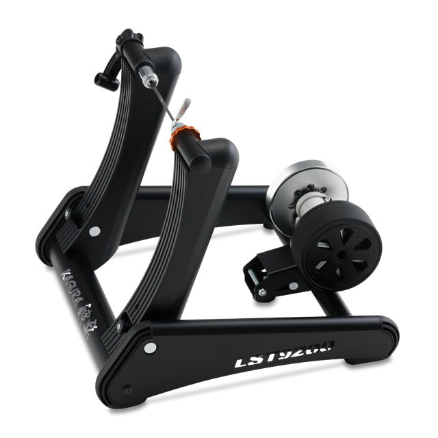 Minoura KAGURA LiveRide LST9200 Smart Turbo Trainer